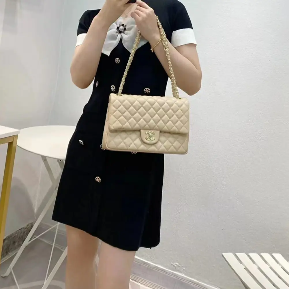 Chanel Jumbo Sling Bag - Image 3